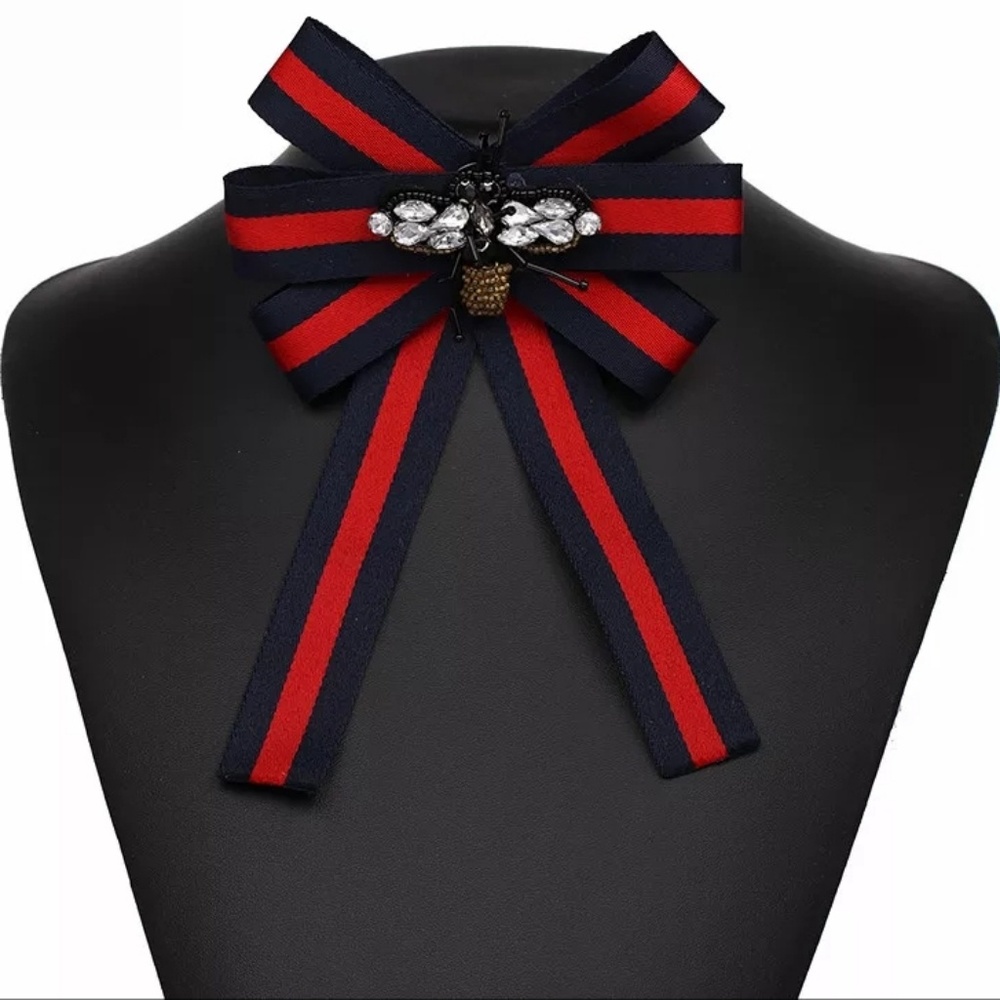 Bee collar bow tie brooch blue/red green/red